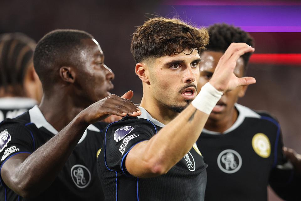 佩德罗此役, 佩德罗头球