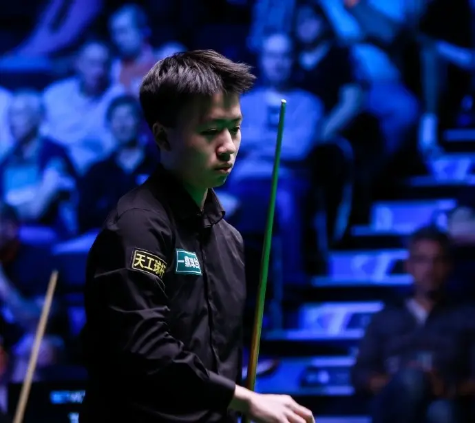 乌努, 后第一位, stron 乌努, 后第一位, stron