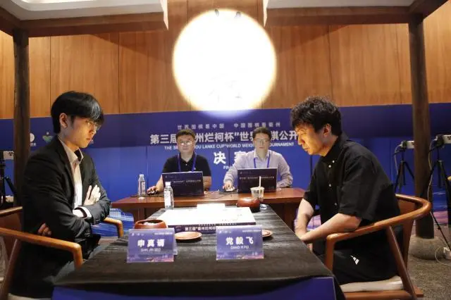 以下敏锐, 的一着随手 以下敏锐, 的一着随手