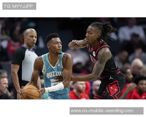 黄蜂与公牛激战正酣2月9日NBA常规赛精彩回顾与分析